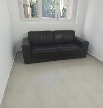 Aparthotel Le 23 *