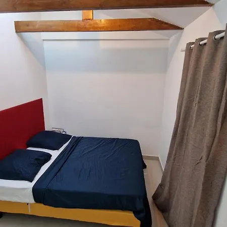 Le 23 * Colombes (Hauts-de-Seine)